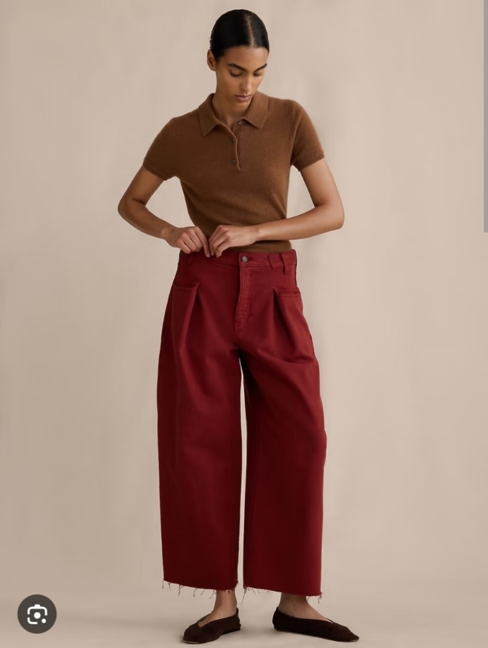 Banana Republic Mid-Rise Loose Pleated Crop Jean